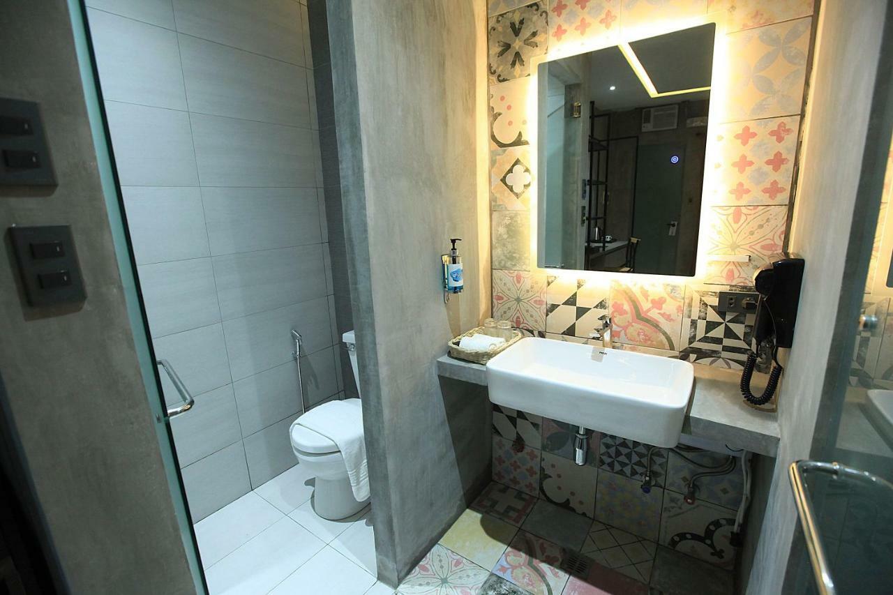 Zenvea 3* Coron