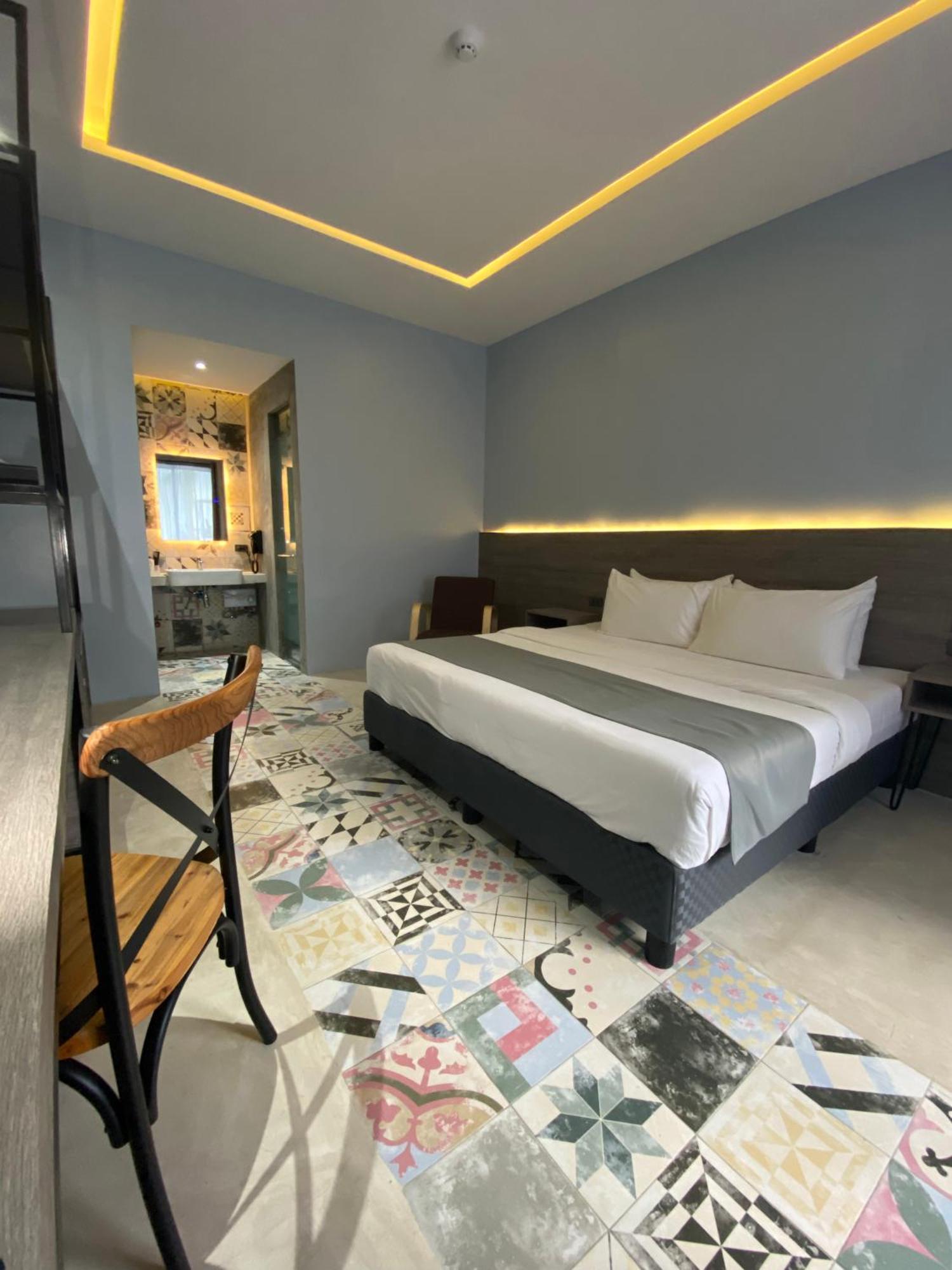Zenvea Hotel 3*