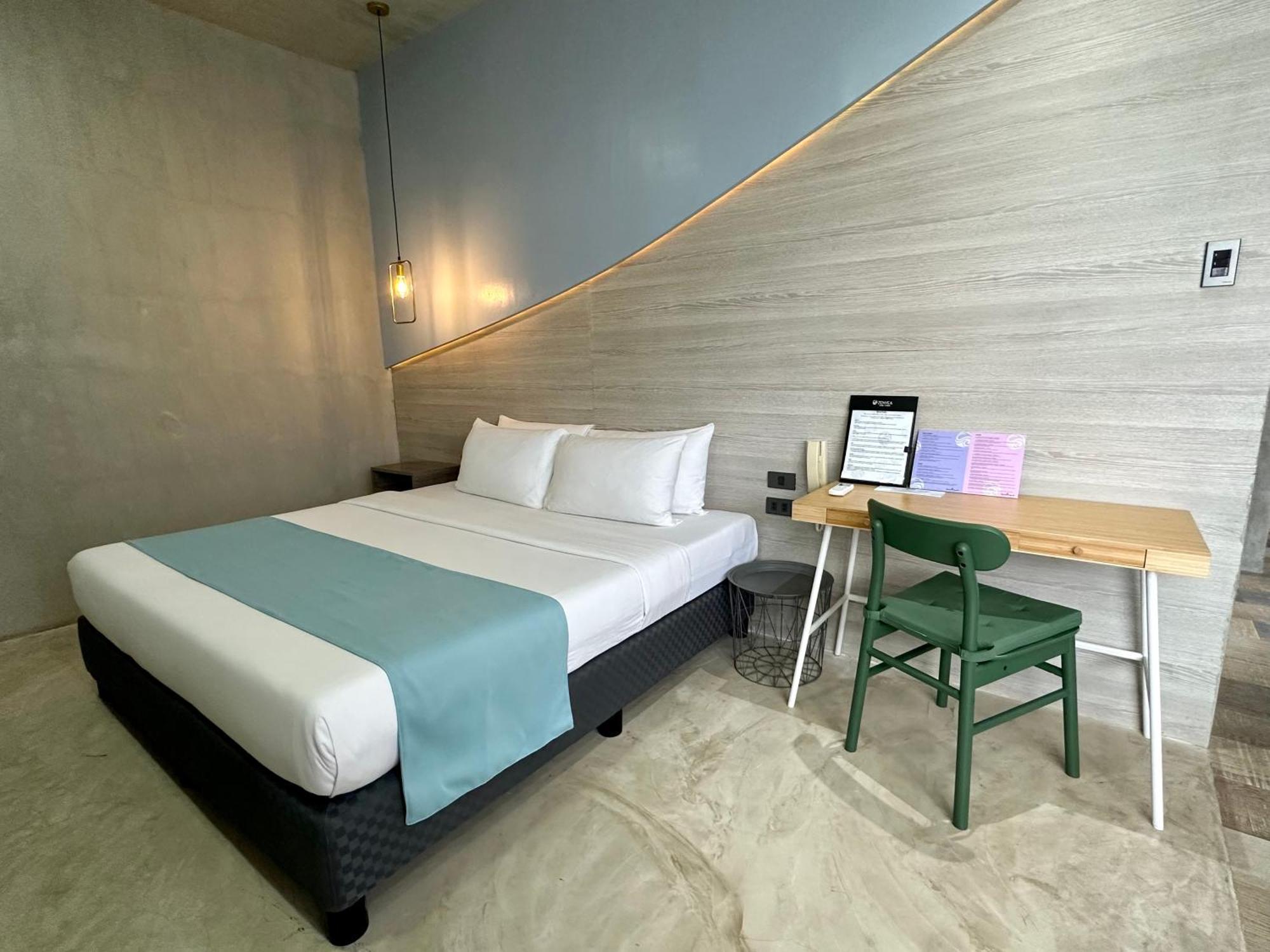 Hotel Zenvea Coron